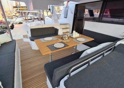 Aventura yachts 37 6